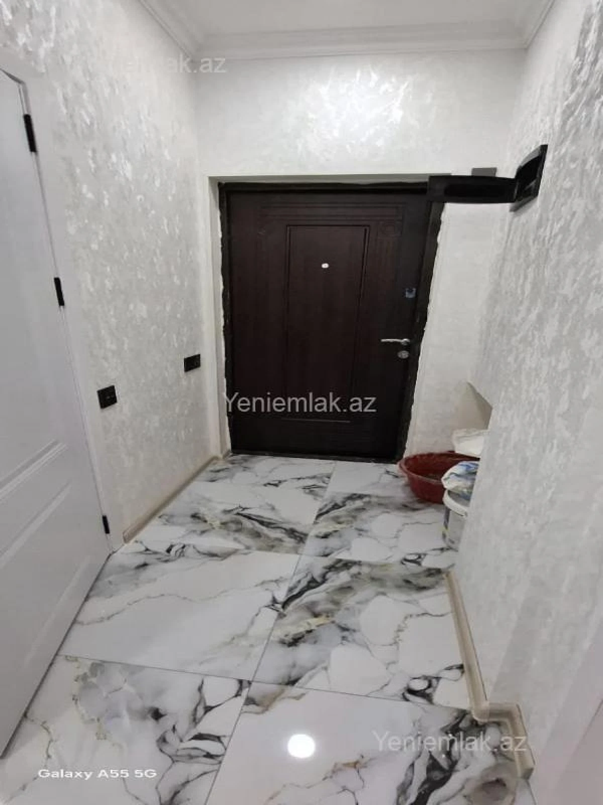 Satılır 2 otaqlı köhnə tikili 38 m²