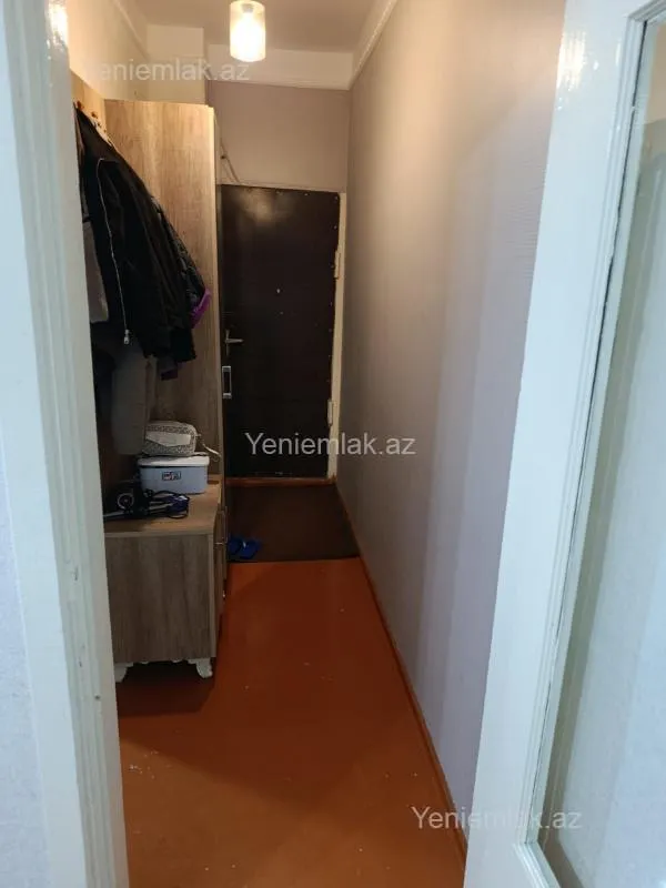 Satılır 2 otaqlı köhnə tikili 45 m²