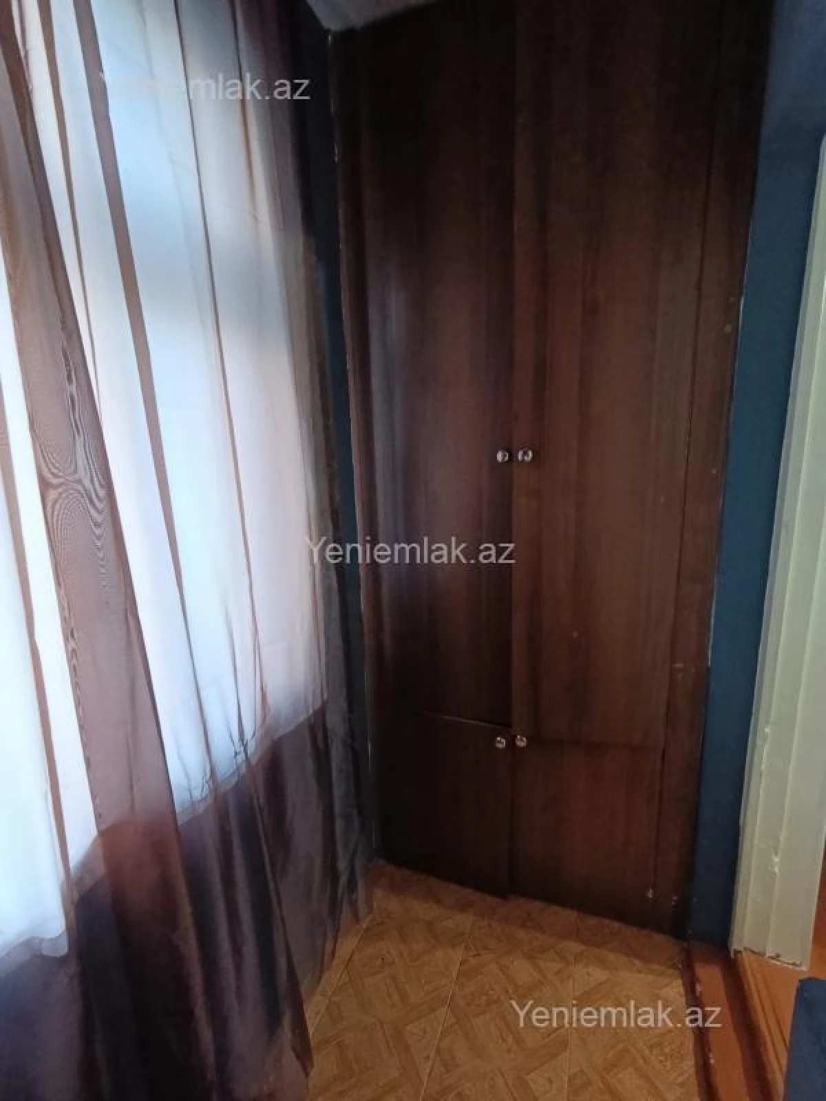 Satılır 2 otaqlı köhnə tikili 45 m²