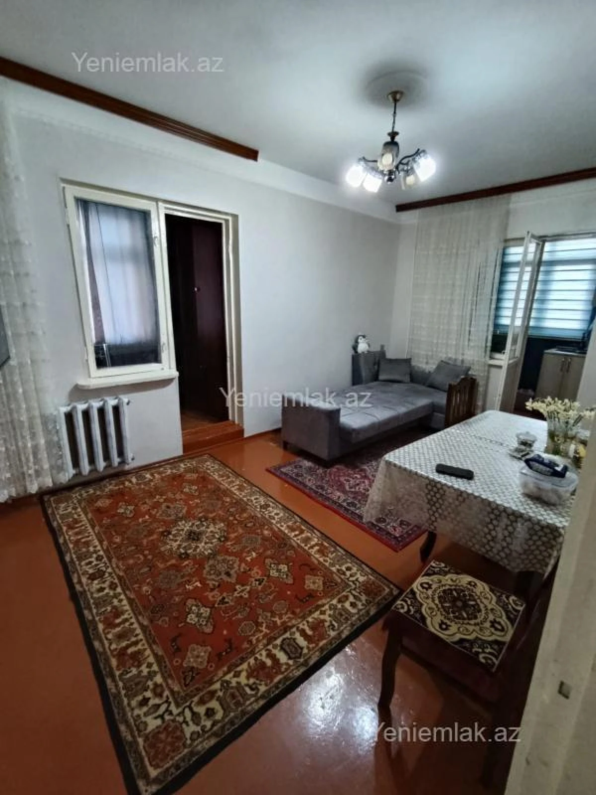 Satılır 2 otaqlı köhnə tikili 45 m²
