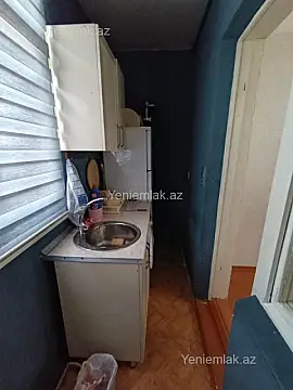 Satılır 2 otaqlı köhnə tikili 45 m²