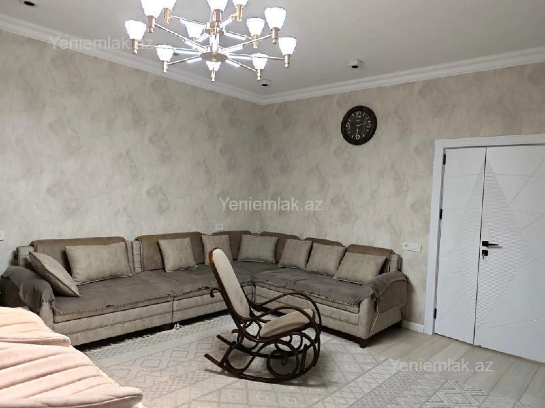 Satılır 4 otaqlı yeni tikili 125 m²