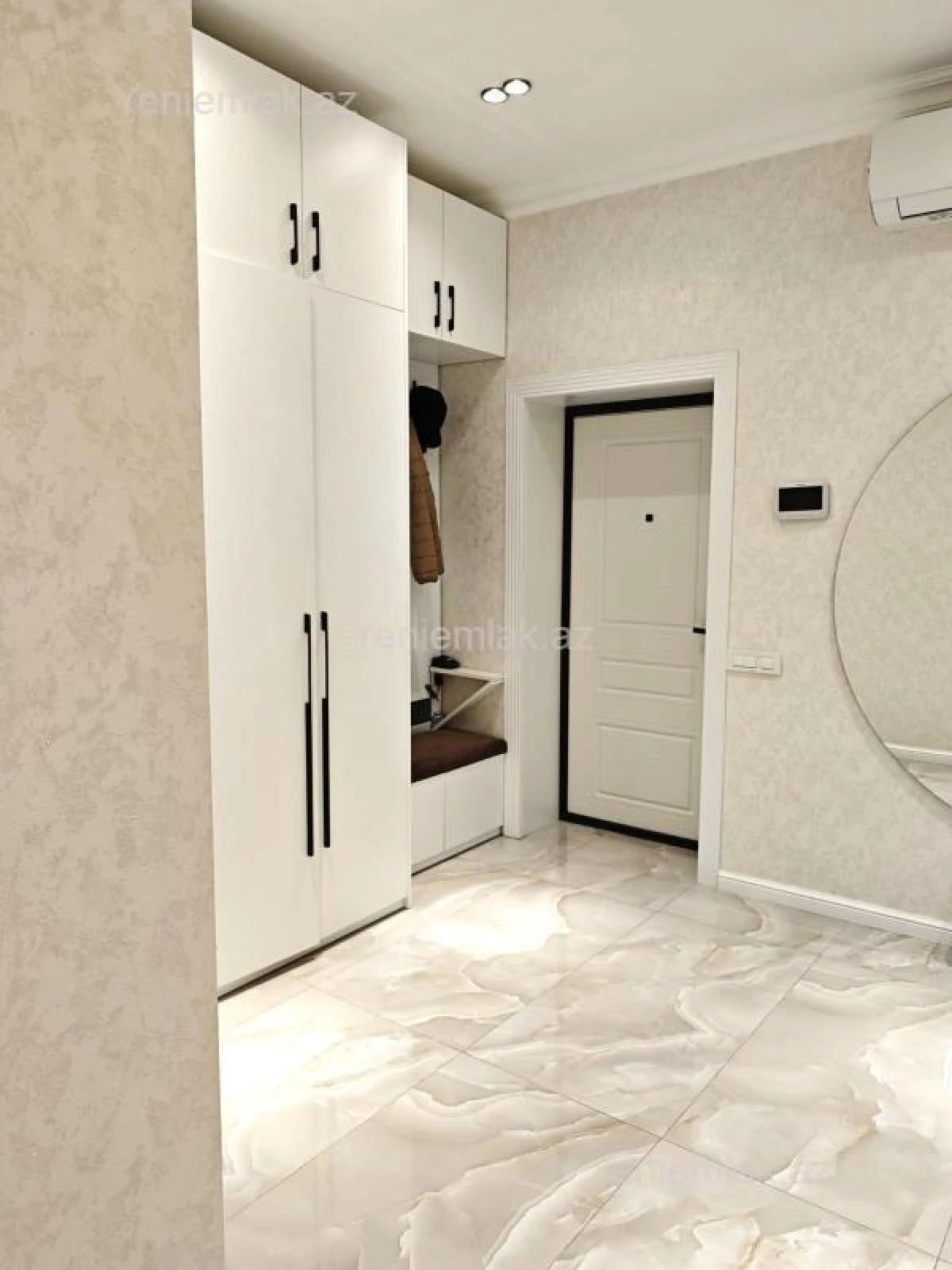 Satılır 4 otaqlı yeni tikili 125 m²