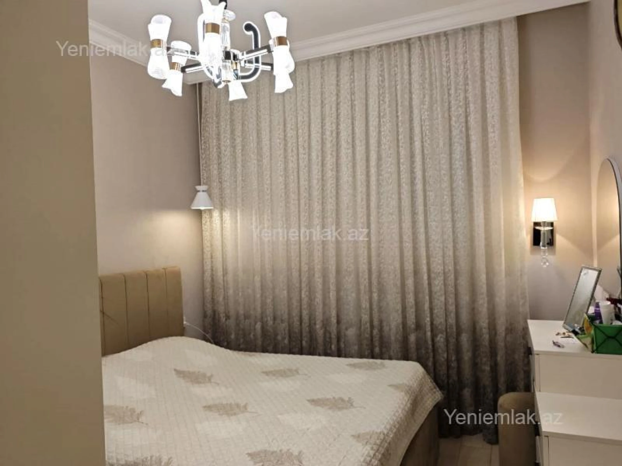 Satılır 4 otaqlı yeni tikili 125 m²
