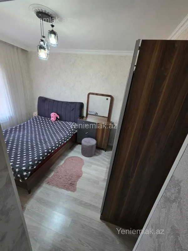 Satılır 1 otaqlı köhnə tikili 38 m²