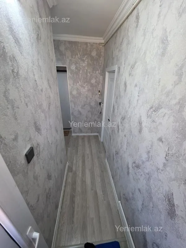 Satılır 1 otaqlı köhnə tikili 38 m²