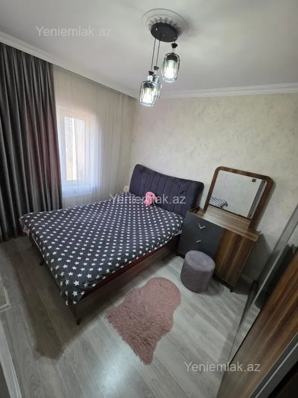 Satılır 1 otaqlı köhnə tikili 38 m²