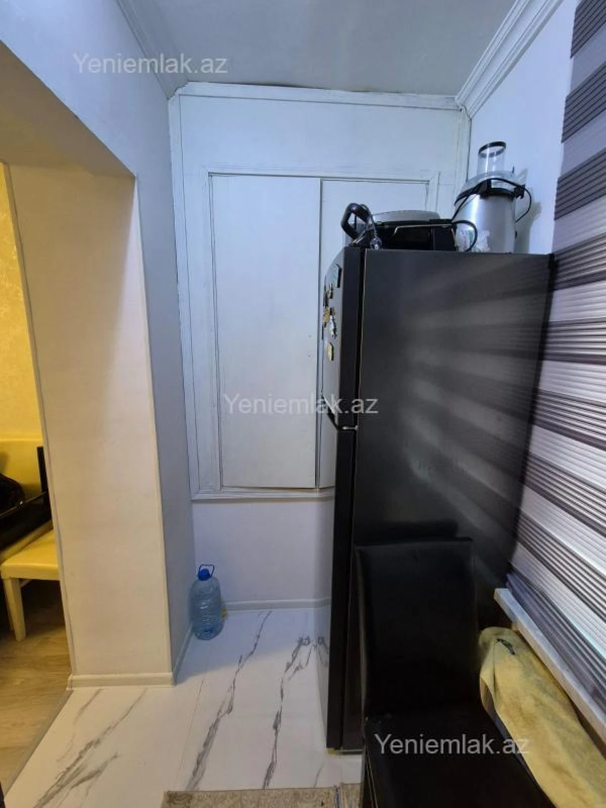Satılır 1 otaqlı köhnə tikili 38 m²