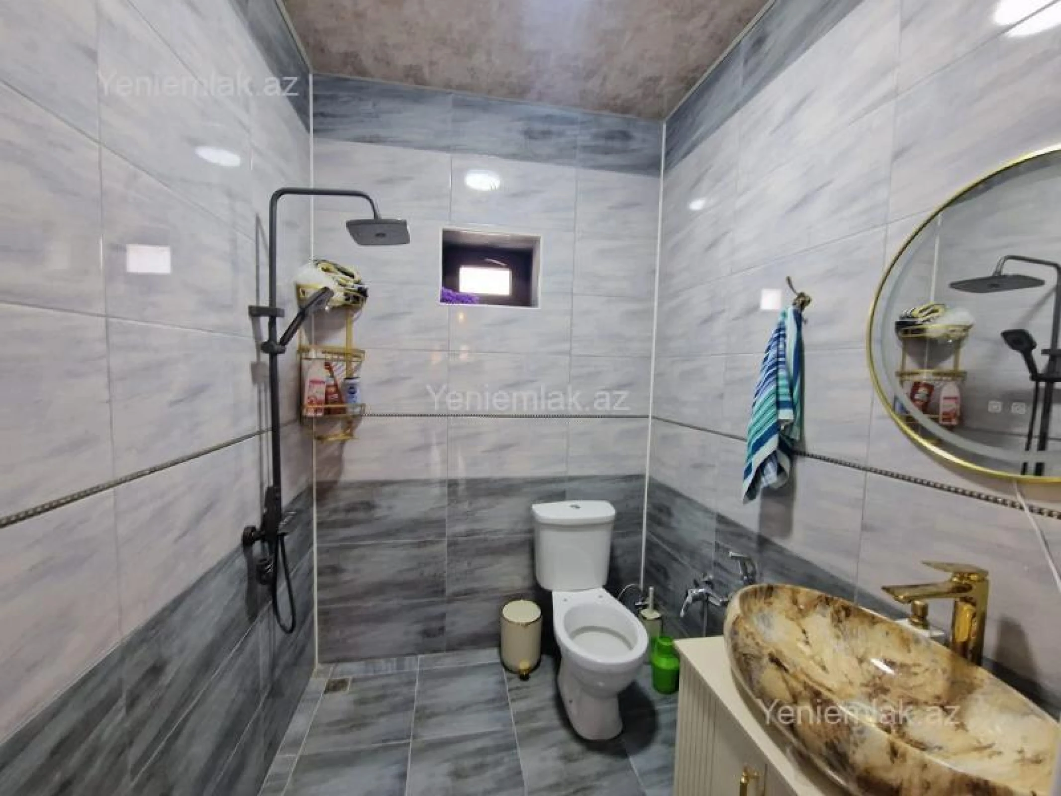 Satılır 4 otaqlı həyət evi 122 m²