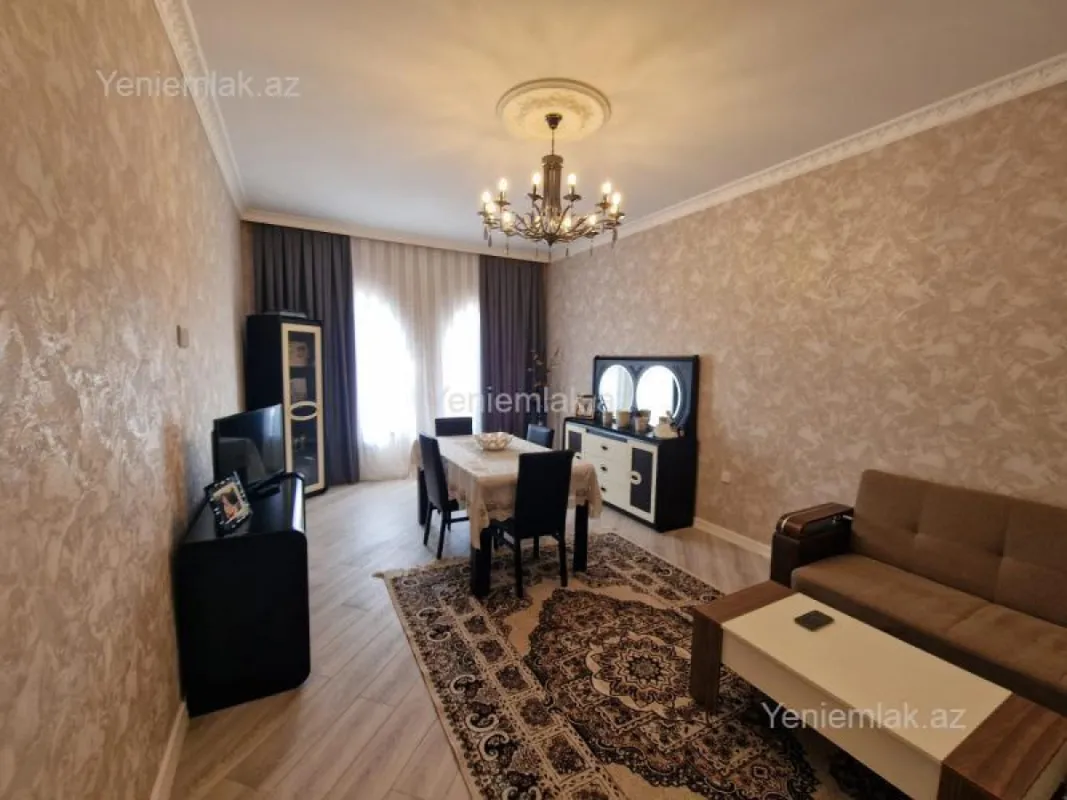 Satılır 4 otaqlı həyət evi 122 m²