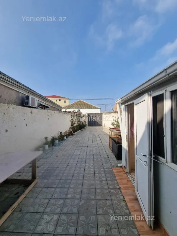 Satılır 4 otaqlı həyət evi 122 m²