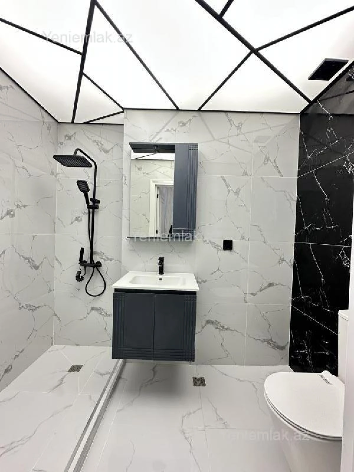 Satılır 3 otaqlı yeni tikili 86 m²