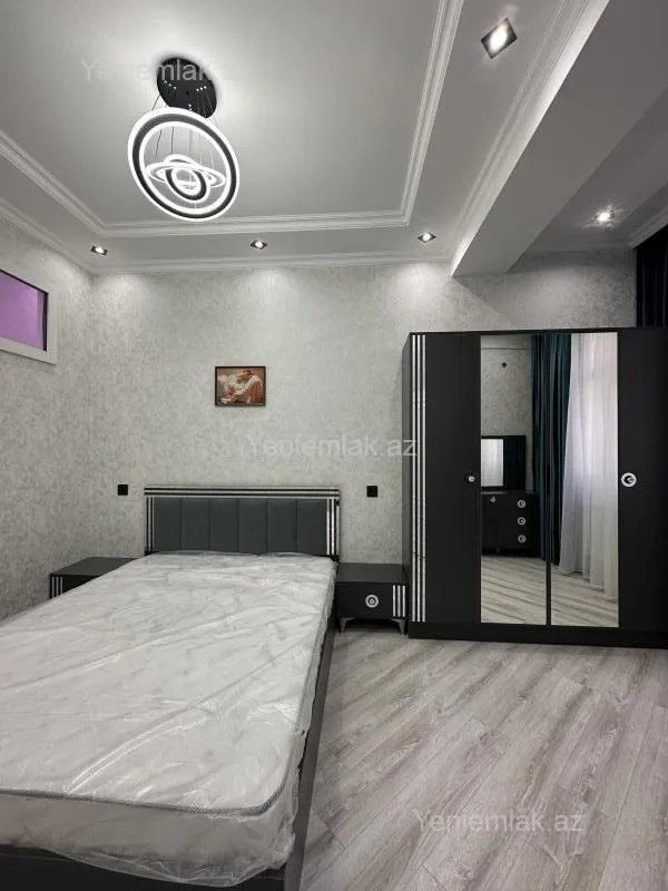 Satılır 3 otaqlı yeni tikili 86 m²