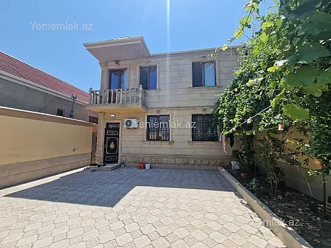 Satılır 4 otaqlı həyət evi 142 m²