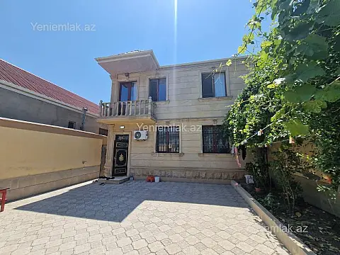 Satılır 4 otaqlı həyət evi 142 m²