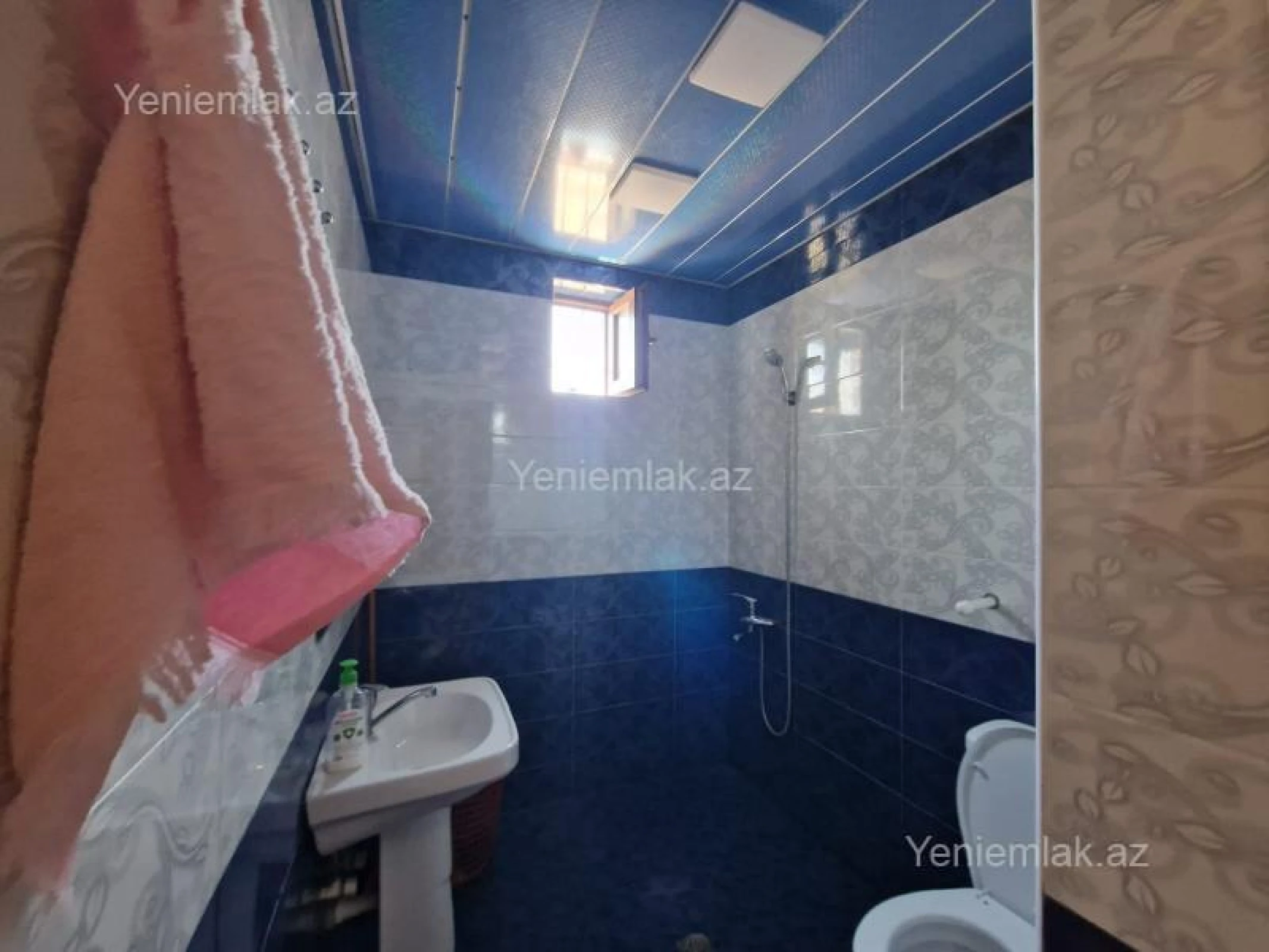 Satılır 4 otaqlı həyət evi 142 m²