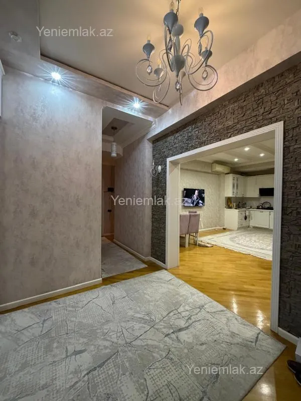 Satılır 3 otaqlı yeni tikili 109 m²