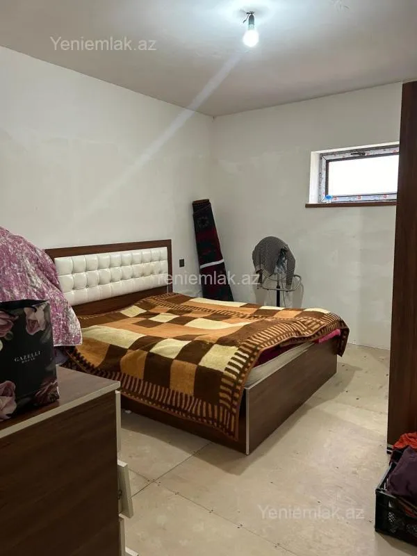 Satılır 2 otaqlı həyət evi 60 m²