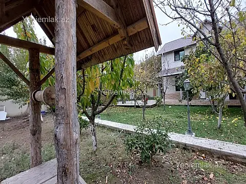 Satılır 5 otaqlı həyət evi 165 m²