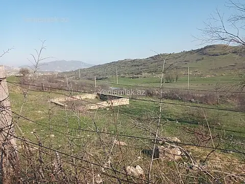 Satılır torpaq sahəsi — Bakı