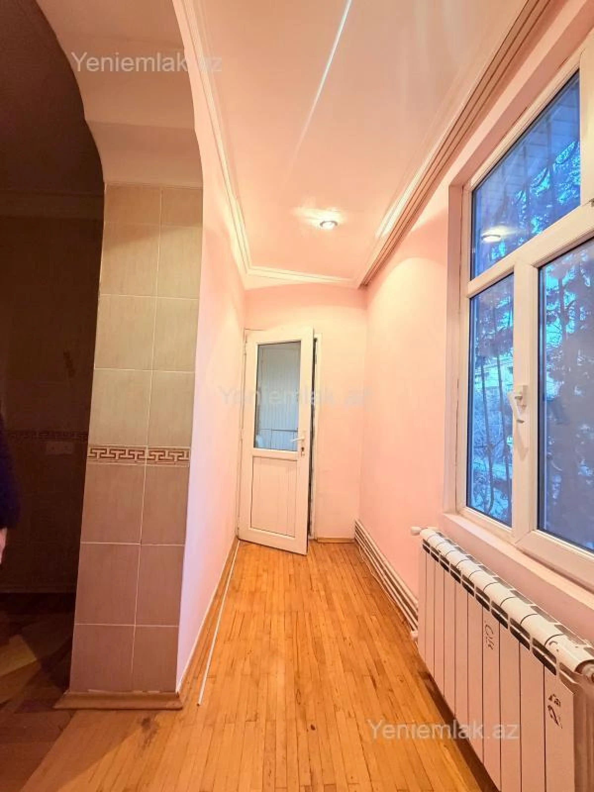 Satılır 3 otaqlı köhnə tikili 100 m²