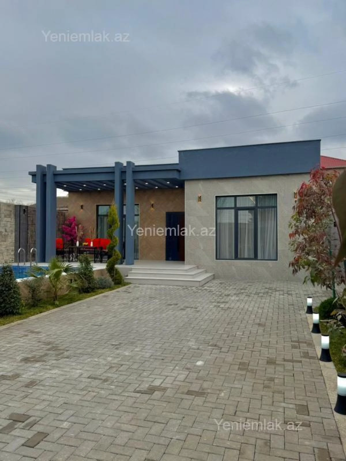 Satılır 4 otaqlı həyət evi 160 m²