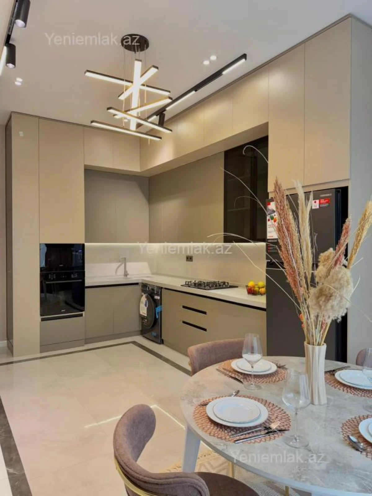 Satılır 4 otaqlı həyət evi 160 m²