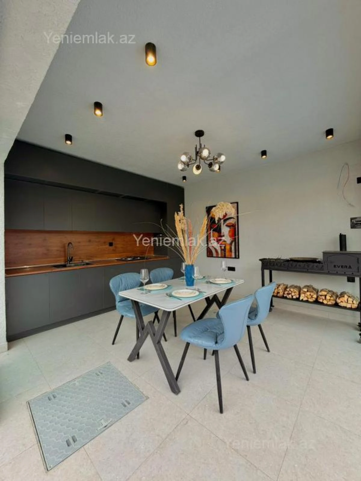 Satılır 4 otaqlı həyət evi 160 m²
