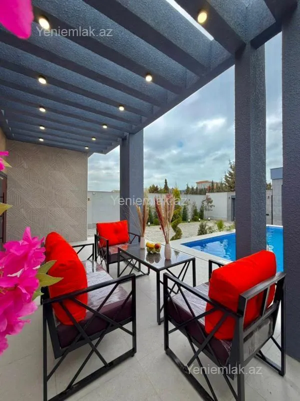 Satılır 4 otaqlı həyət evi 160 m²