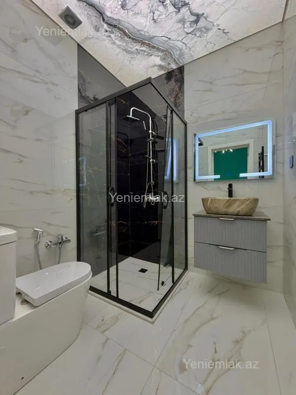 Satılır 4 otaqlı həyət evi 180 m²