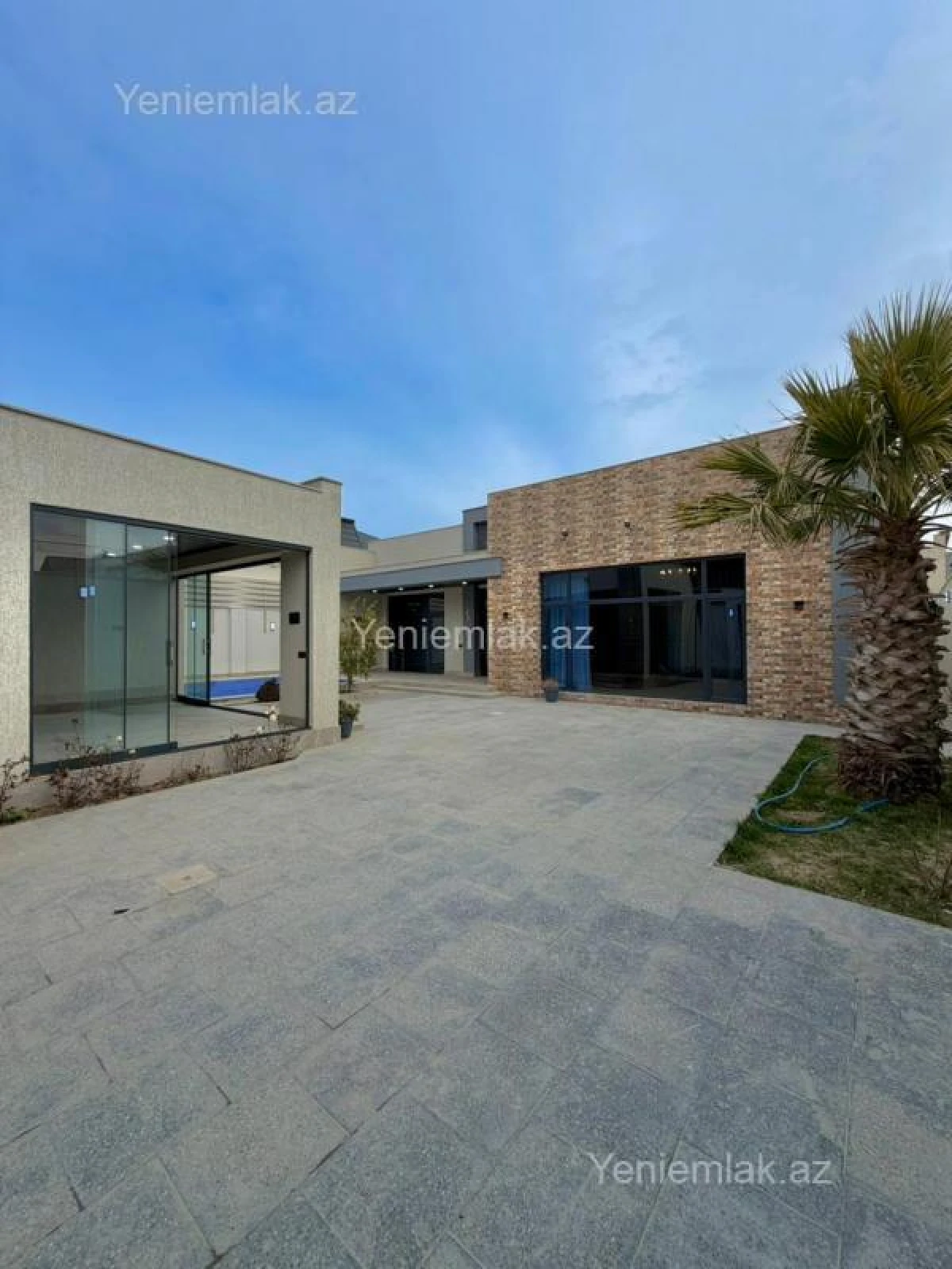 Satılır 4 otaqlı həyət evi 180 m²