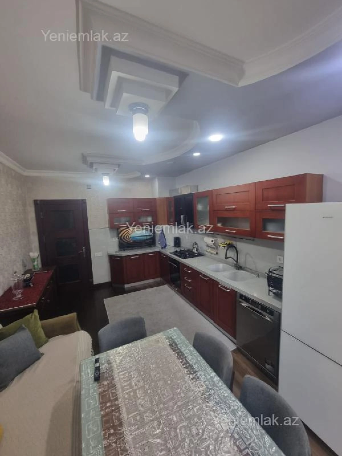 Satılır 4 otaqlı yeni tikili 170 m²