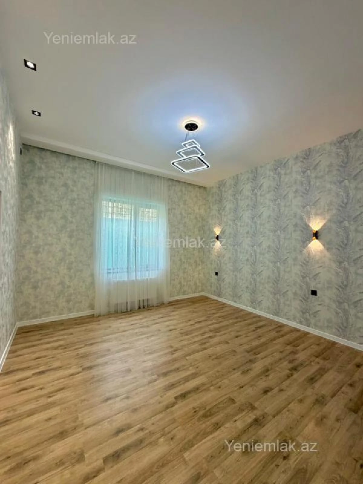 Satılır 4 otaqlı həyət evi 170 m²