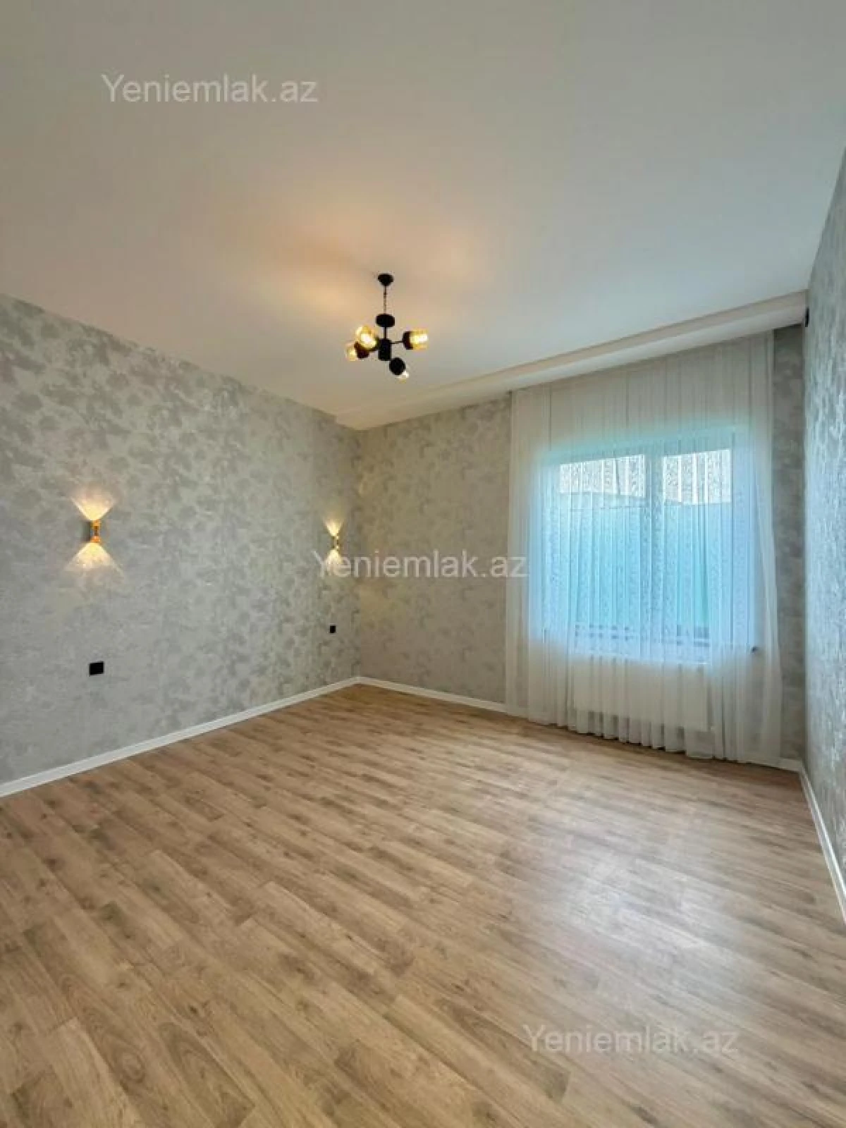 Satılır 4 otaqlı həyət evi 170 m²