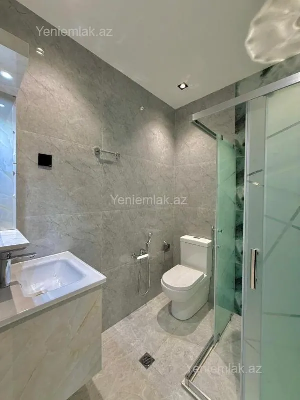 Satılır 4 otaqlı həyət evi 170 m²