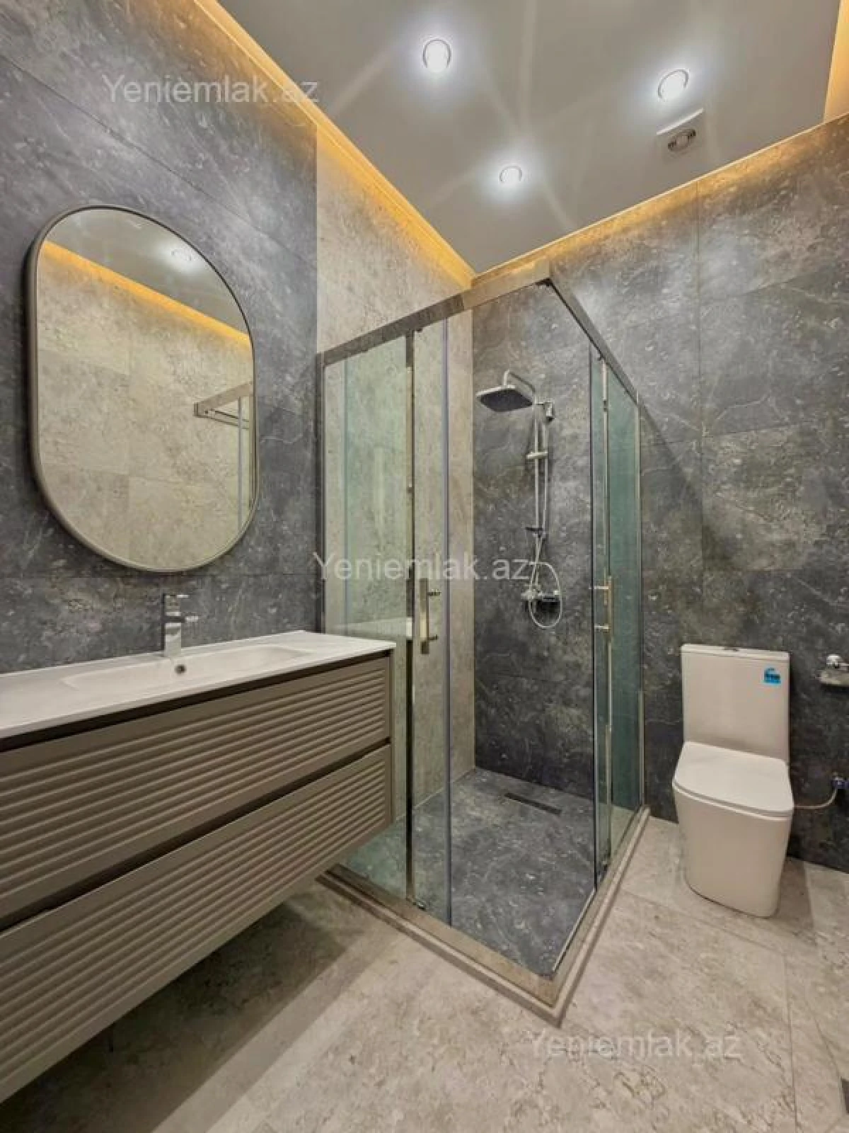 Satılır 4 otaqlı həyət evi 160 m²