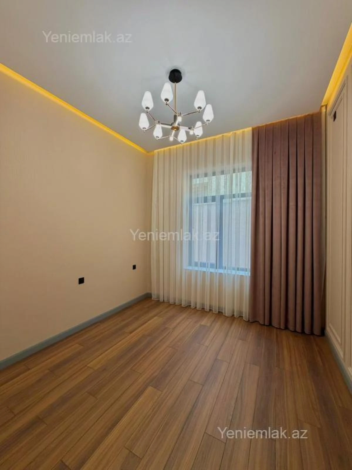 Satılır 4 otaqlı həyət evi 160 m²