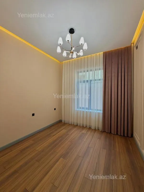Satılır 4 otaqlı həyət evi 160 m²