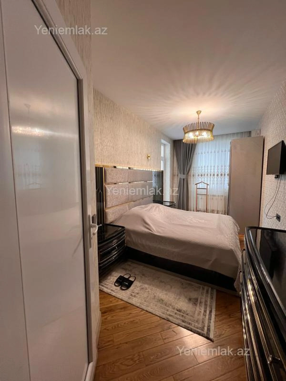 Satılır 4 otaqlı yeni tikili 195 m²