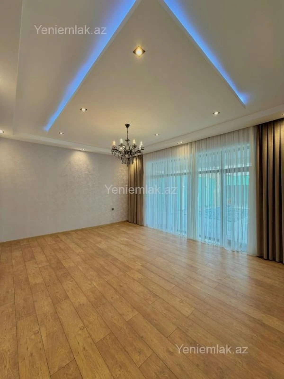 Satılır 4 otaqlı həyət evi 170 m²