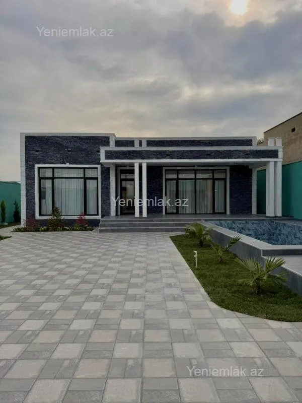 Satılır 4 otaqlı həyət evi 170 m²