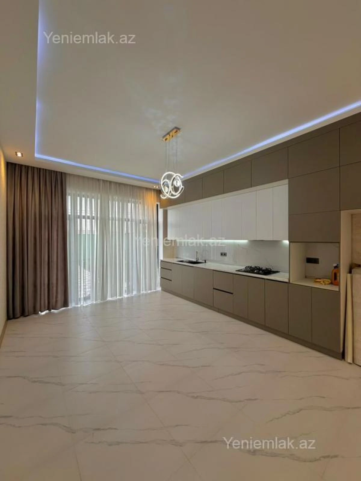Satılır 4 otaqlı həyət evi 170 m²