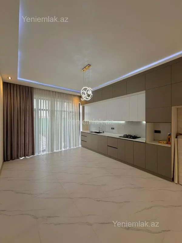 Satılır 4 otaqlı həyət evi 170 m²