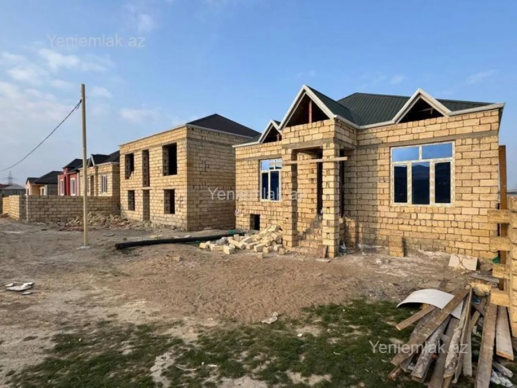 Satılır 3 otaqlı həyət evi 75 m²