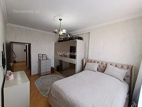 Satılır 2 otaqlı yeni tikili 81 m²