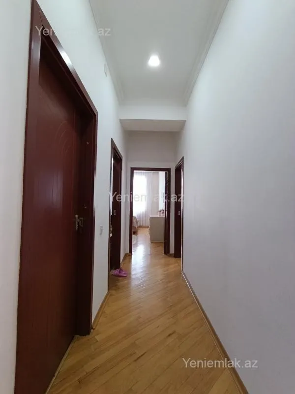 Satılır 2 otaqlı yeni tikili 81 m²