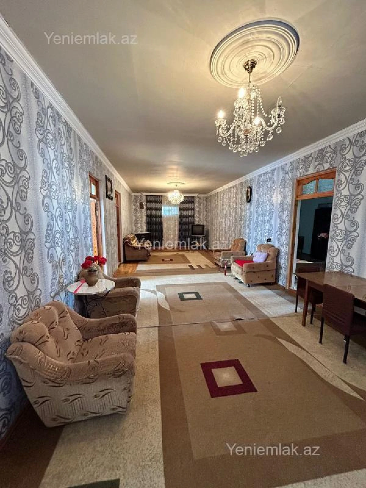 Satılır 5 otaqlı həyət evi 130 m²