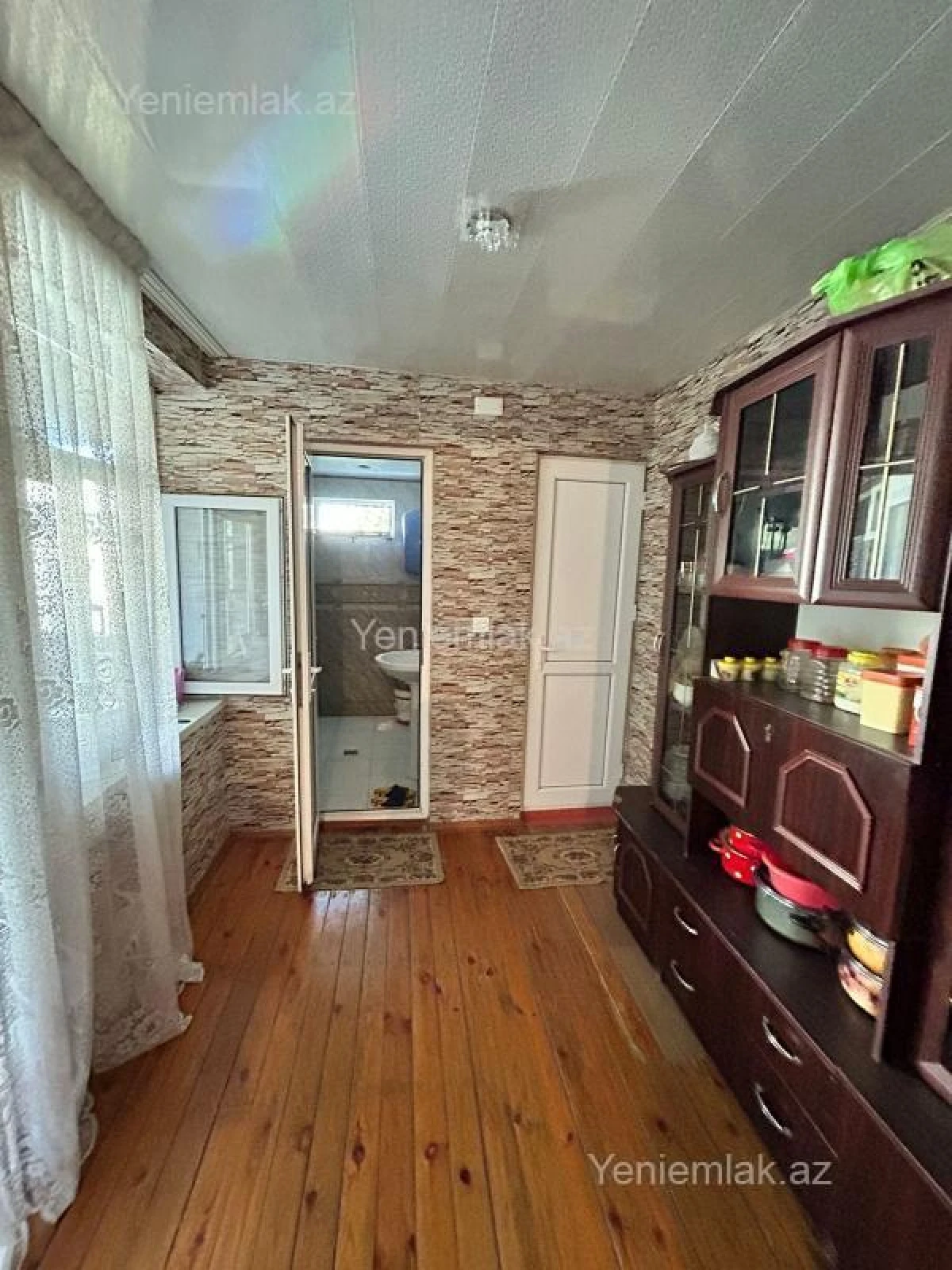 Satılır 5 otaqlı həyət evi 130 m²