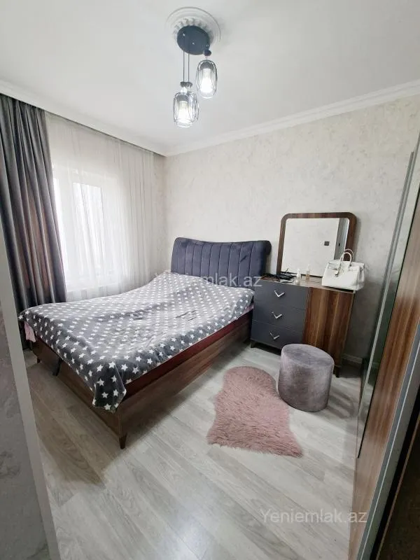 Satılır 2 otaqlı köhnə tikili 40 m²