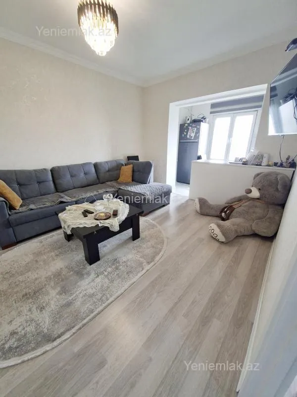 Satılır 2 otaqlı köhnə tikili 40 m²